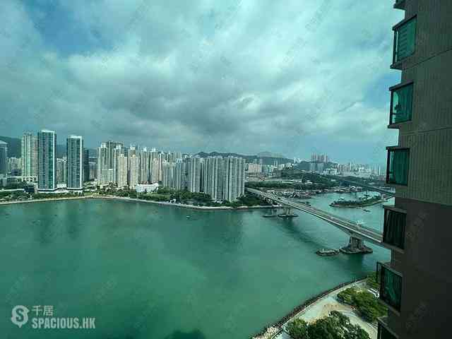 Tsing Yi - Villa Esplanada Phase 3 Block 10 03