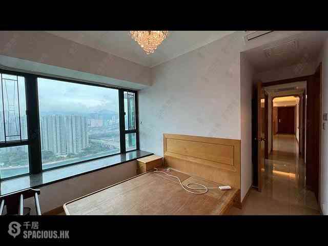 Tsing Yi - Villa Esplanada Phase 3 Block 10 08