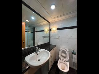 Tsing Yi - Villa Esplanada Phase 3 Block 10 16