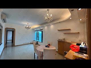 Tsing Yi - Villa Esplanada Phase 3 Block 10 19