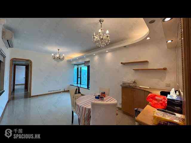 Tsing Yi - Villa Esplanada Phase 3 Block 10 19