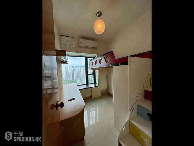 Tsing Yi - Villa Esplanada Phase 3 Block 10 23