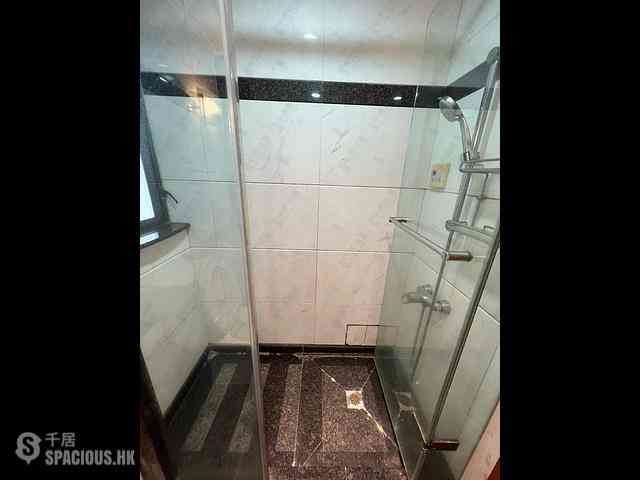 Tsing Yi - Villa Esplanada Phase 3 Block 10 24