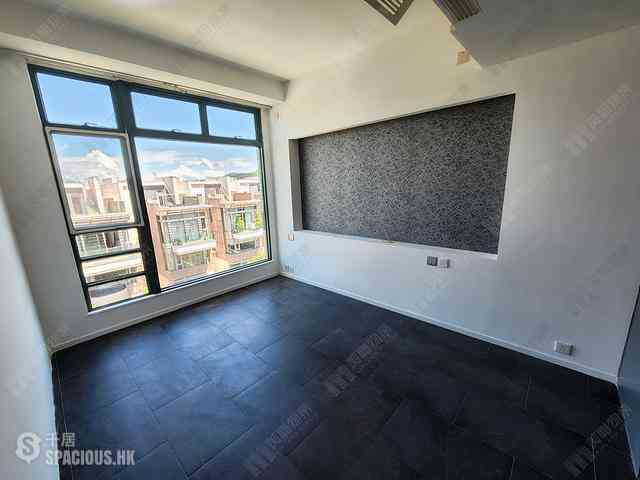 Stanley - Stanford Villa Block 4 06