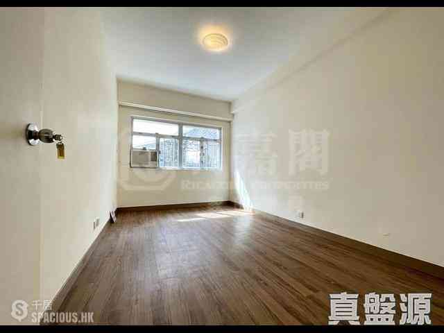 Braemar Hill - Hilltop Mansion 04