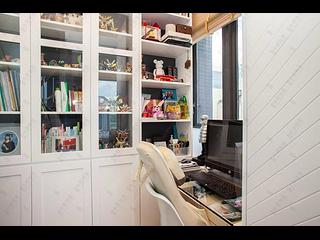 Tseung Kwan O - Alto Residences Block 5 06