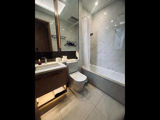 Ho Man Tin - Mantin Heights Block 7 09