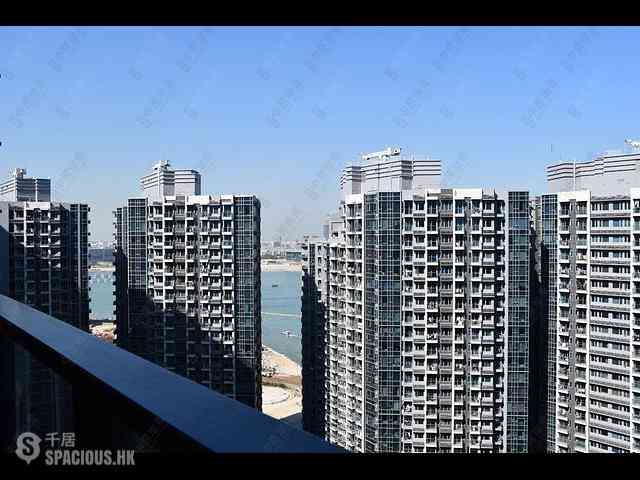 Tung Chung - The Visionary Tower 5 06