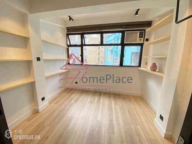 Central - 67, Hollywood Road 04