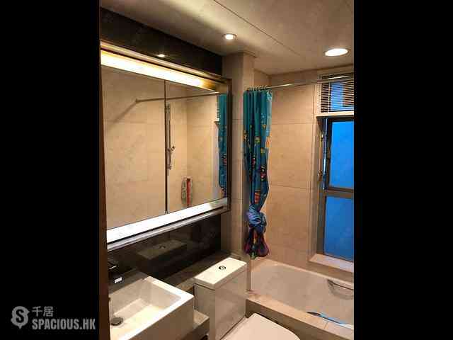 Tuen Mun - Century Gateway Phase 1 Block 1 02