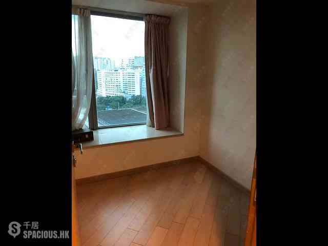 Tuen Mun - Century Gateway Phase 1 Block 1 07