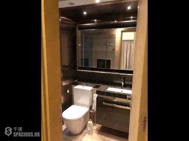 Tuen Mun - Century Gateway Phase 1 Block 1 10