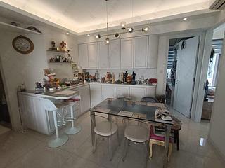 Tsuen Wan - Ocean Pride Phase 3 Block 6 05