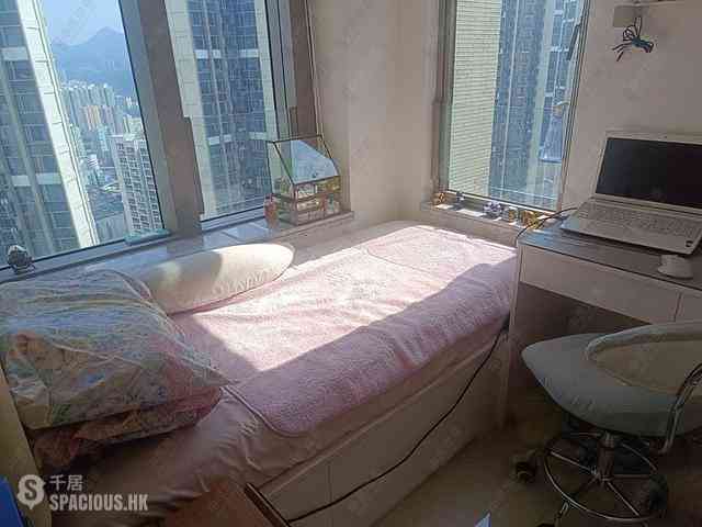 Tsuen Wan - Ocean Pride Phase 3 Block 6 07