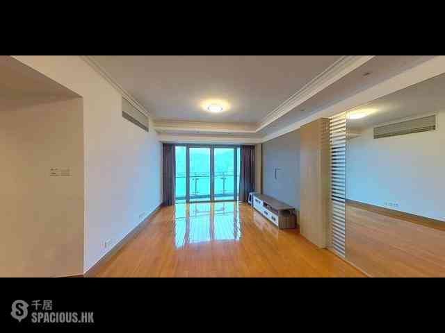 West Kowloon - The Harbourside Block 3 01