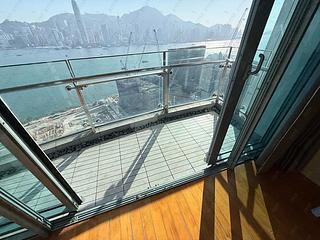 West Kowloon - The Harbourside Block 3 04
