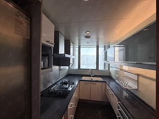 West Kowloon - The Harbourside Block 3 13