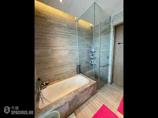 Gold Coast / So Kwun Wat - The Carmel 03