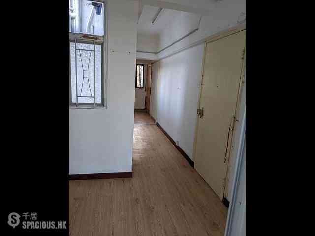 Sai Ying Pun - On Shun Mansion 07