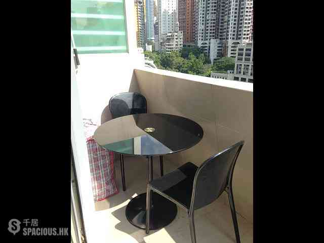 Sai Ying Pun - Tung Cheung Building 01