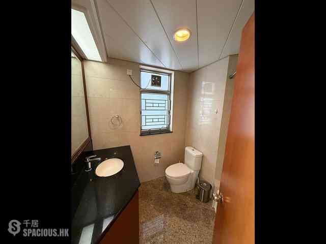 West Kowloon - Sorrento Phase 1 Block 6 03