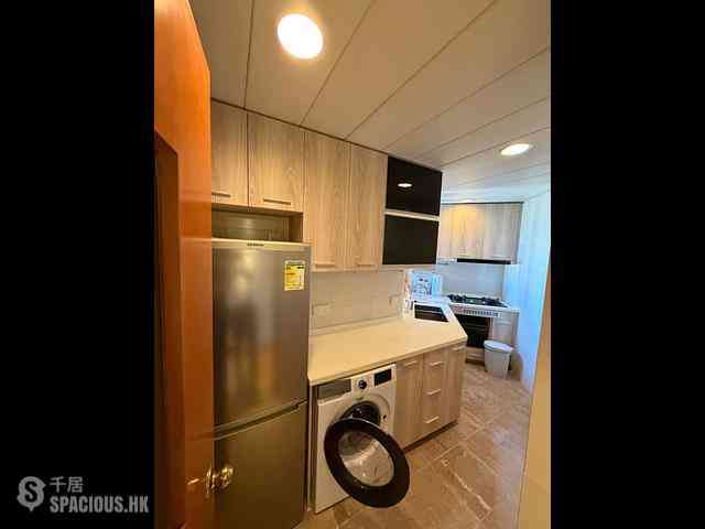 West Kowloon - Sorrento Phase 1 Block 6 04