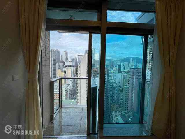 Wan Chai - The Avenue Phase 2 Block 1 03