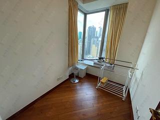 Wan Chai - The Avenue Phase 2 Block 1 06