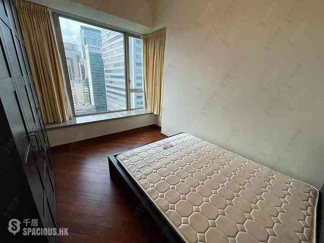 Wan Chai - The Avenue Phase 2 Block 1 07
