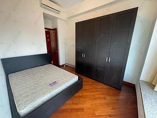 Wan Chai - The Avenue Phase 2 Block 1 08
