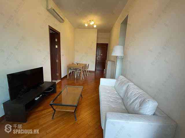 Wan Chai - The Avenue Phase 2 Block 1 09