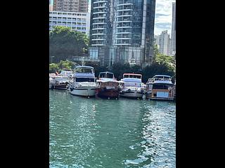 Ap Lei Chau - Marina South Block 2 04
