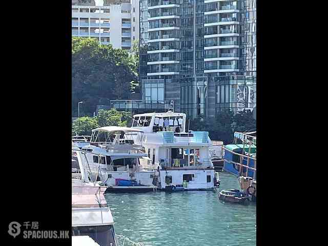 Ap Lei Chau - Marina South Block 2 05