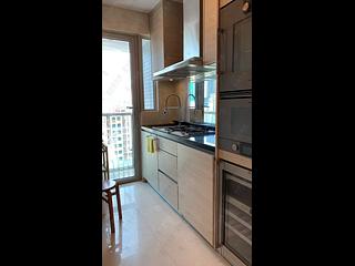 Wan Chai - The Avenue Phase 2 Block 1 19