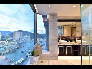 Ap Lei Chau - Marina South Block 2 09