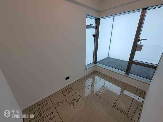 Quarry Bay - Finnie 02