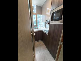 Tai Kok Tsui - L・Living 23 06