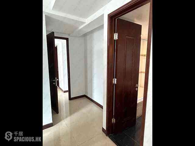 Tai Hang - The Legend Block 5 02