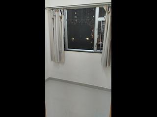 Mong Kok - Fu Wah Building 07