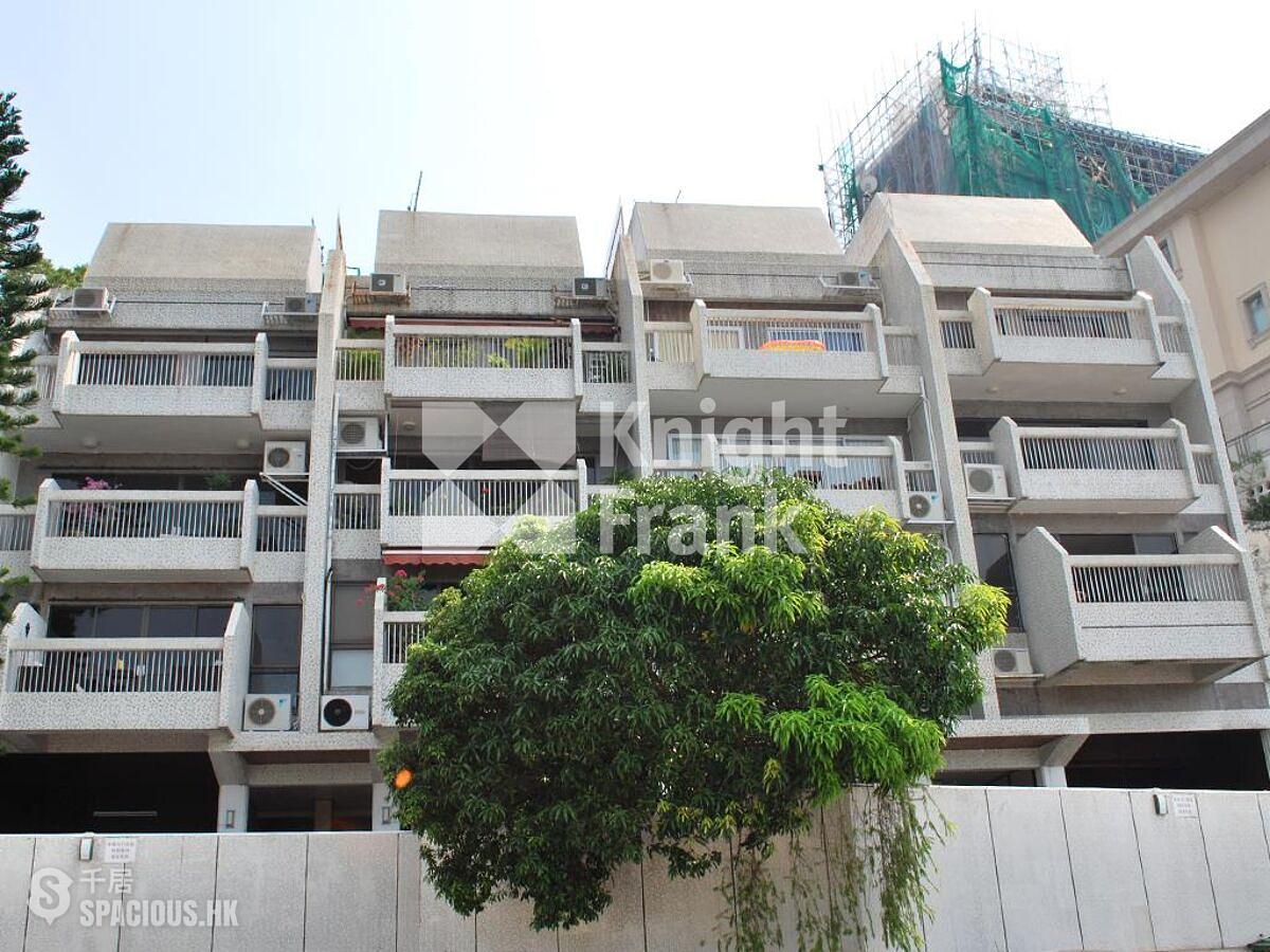 Chung Hom Kok - 30-36, Horizon Drive 01