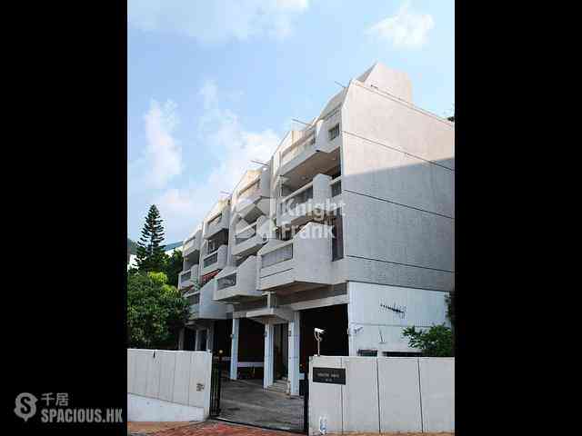 Chung Hom Kok - 30-36, Horizon Drive 02
