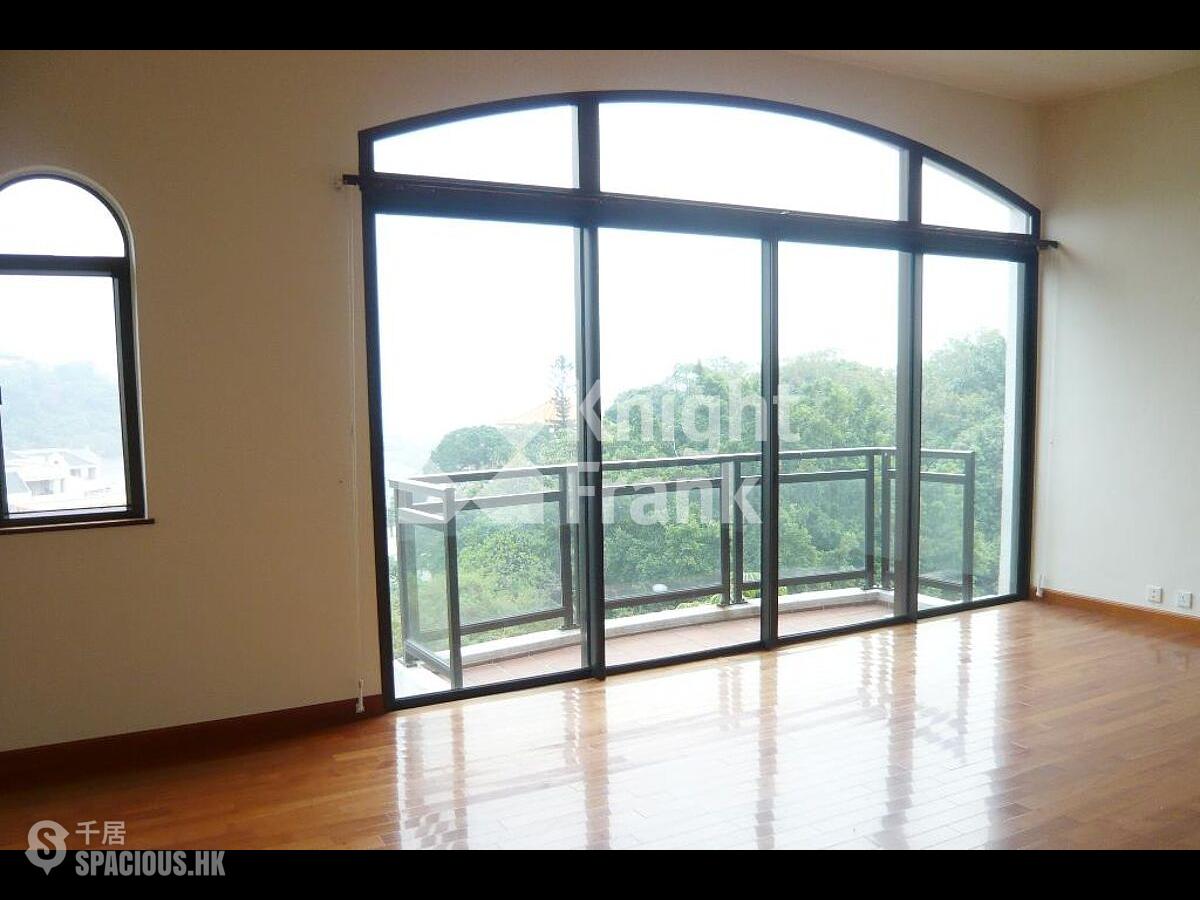 Chung Hom Kok - Casa Del Sol 01