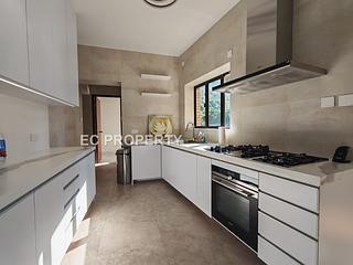 Repulse Bay - Ruby Court 05