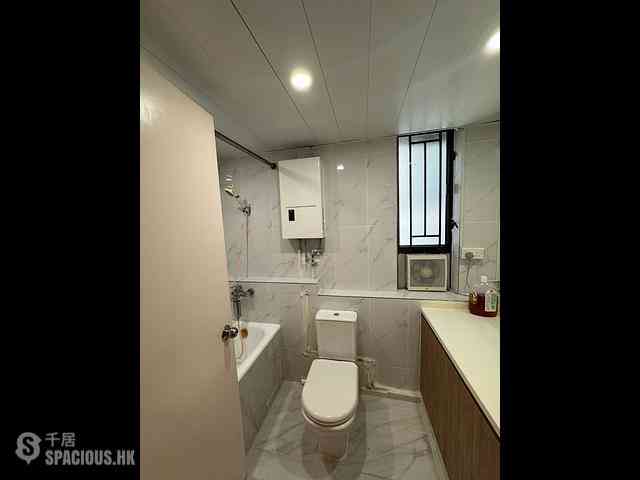 Braemar Hill - Wilshire Towers Block C 06