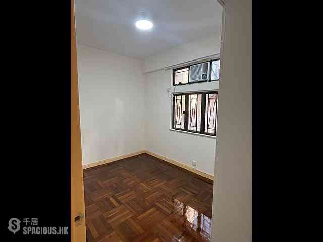 Sai Ying Pun - Silver Court 03