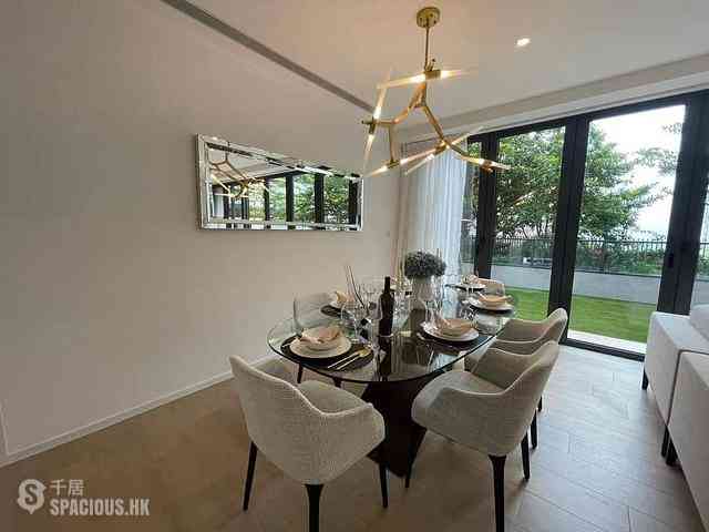 Gold Coast / So Kwun Wat - Oma Oma 03