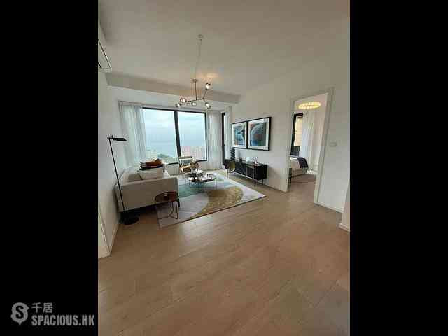 Gold Coast / So Kwun Wat - Oma Oma 02