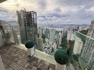 Tai Hang - The Legend Block 2 13