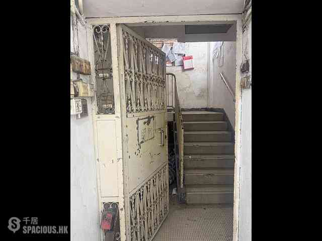 Wan Chai - Ying Fat House 11