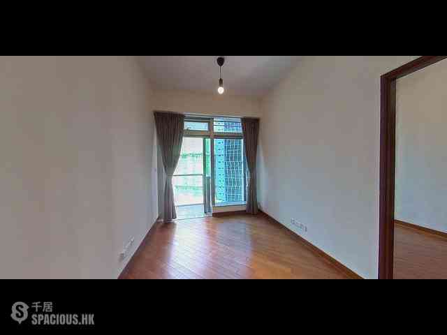 Wan Chai - The Avenue Phase 2 Block 1 01